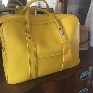 Vintage bright yellow large bag euc